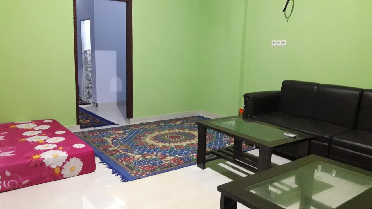 Penginapan Asidik Bira Εξωτερικό φωτογραφία